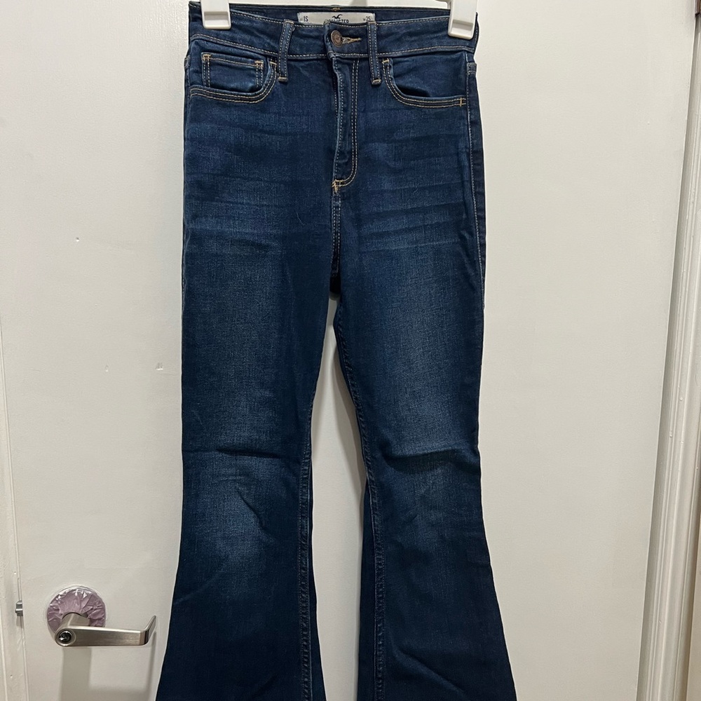 Hollister curvy high-rise vintage flare jeans size 1S ( w25 L30 )